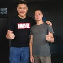 Happy guest enjoying their stay at Pelangi Capsule Hostel Johor Bahru - photo 2