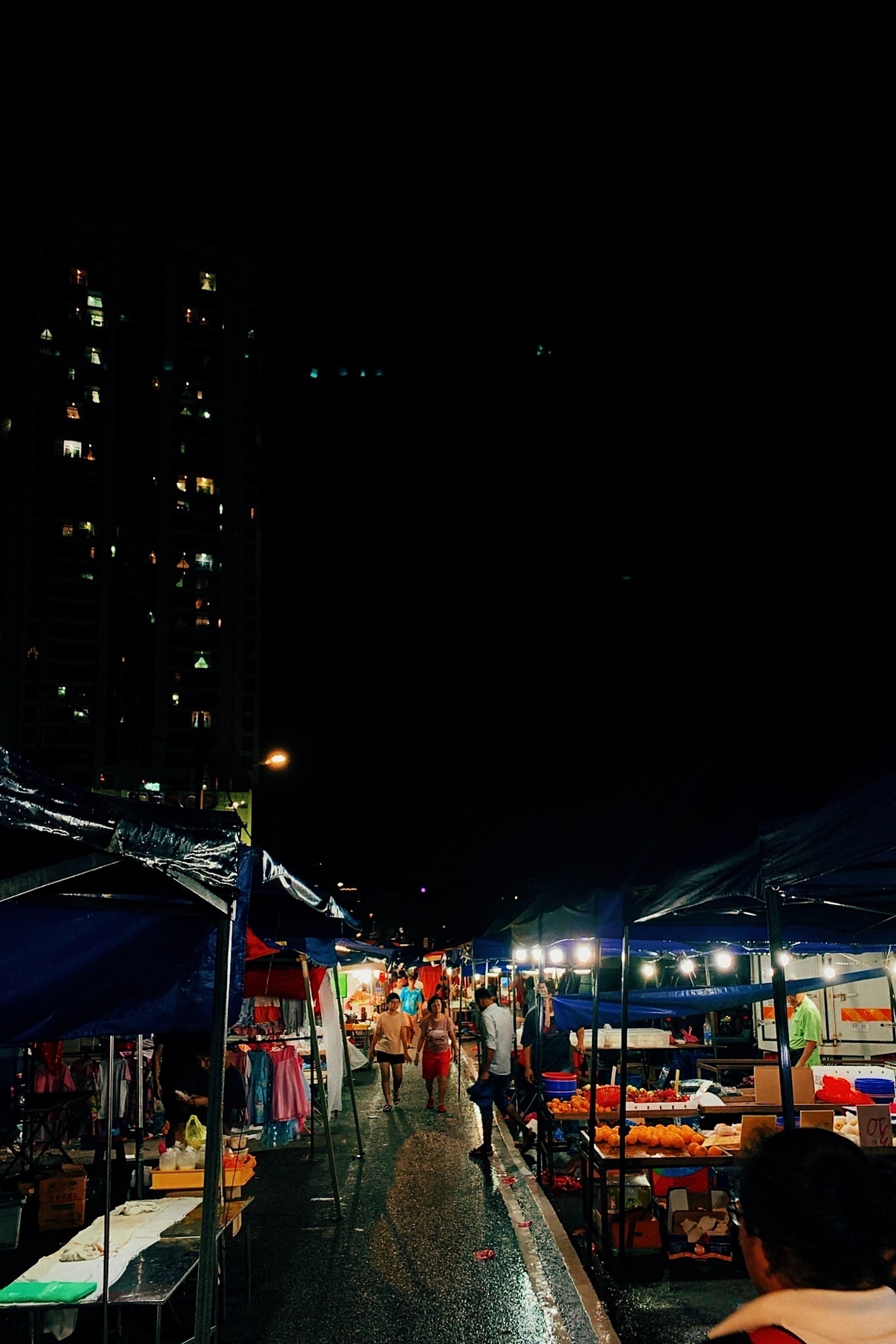 Taman Pelangi Pasar Malam night market with street food stalls near Pelangi Capsule Hostel